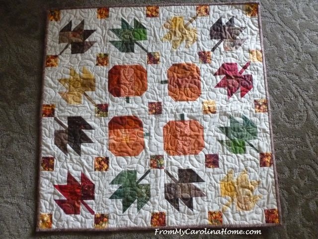 autumn-jubilee-table-topper-finish-1